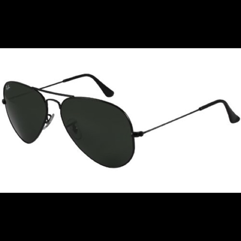 Black Aviator Ray-Bans